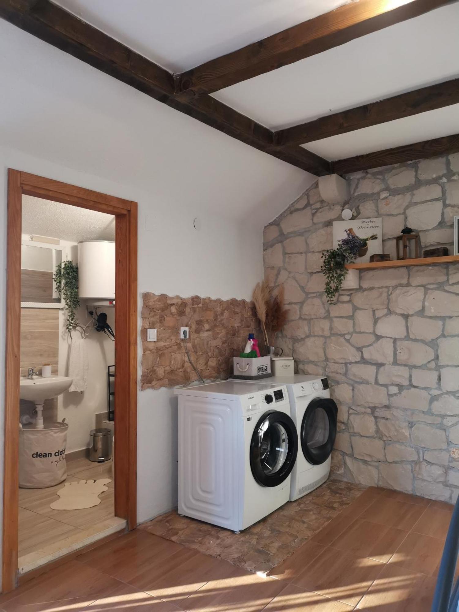 Robinson Crusoe Style House "Maslina" Βίλα Škrip Εξωτερικό φωτογραφία